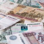 A Blow to the Dollar: Russia Reaches Historic Milestone by Paying for Over Half of Its Imports in Rubles